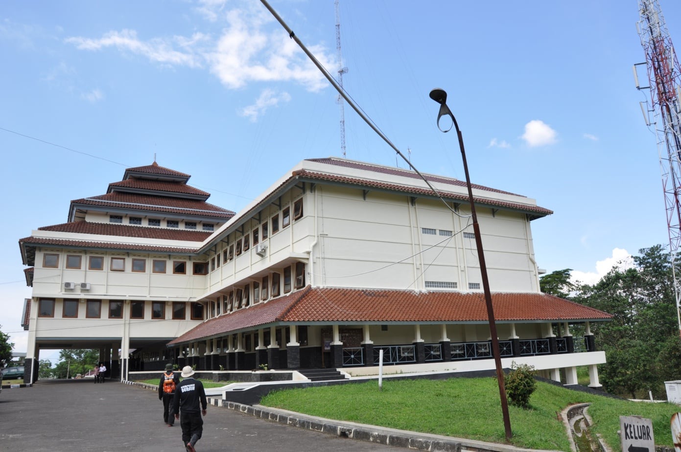 PROGRAM STUDI S1 TEKNIK SUMBER DAYA AIR di ITB Kampus Jatinangor - Fakultas Teknik Sipil dan Lingkungan
